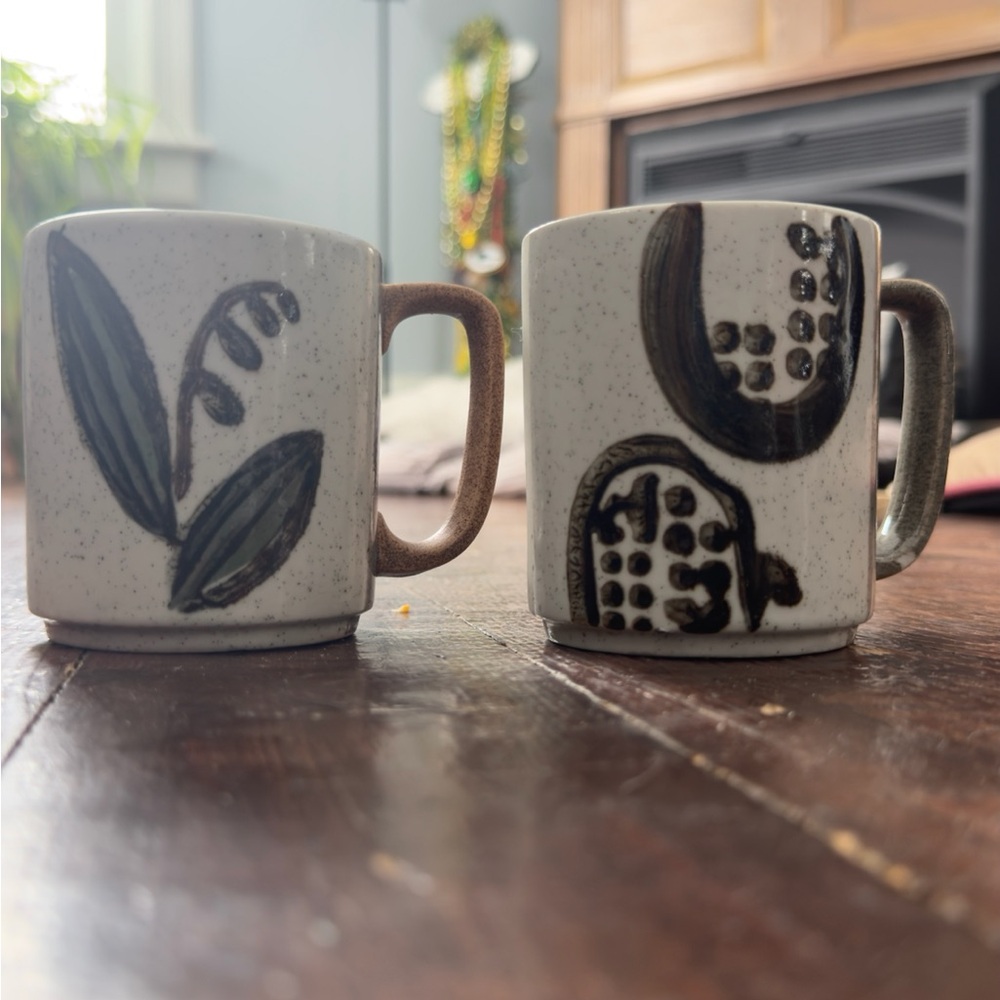Vintage Textured Stoneware Coffee Mugs Tea Cups Otigari-style Set‎ of 2